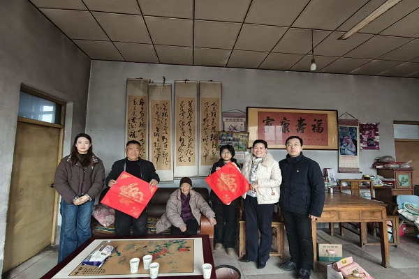 公共卫生学院开展寒假暖心家访活...